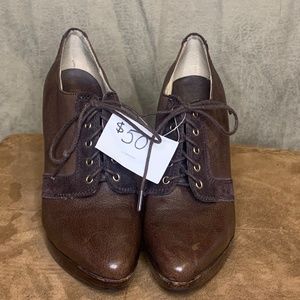 Michael Kors booties Sz 8